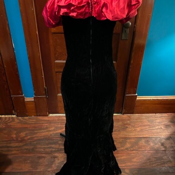 1992 Jessica McClintock Gown, Size 6 US - Picture 3 of 6